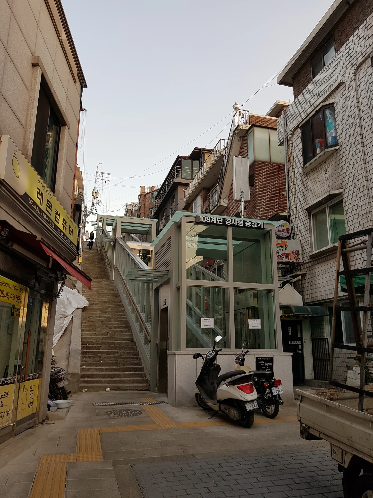 108 Steps-image