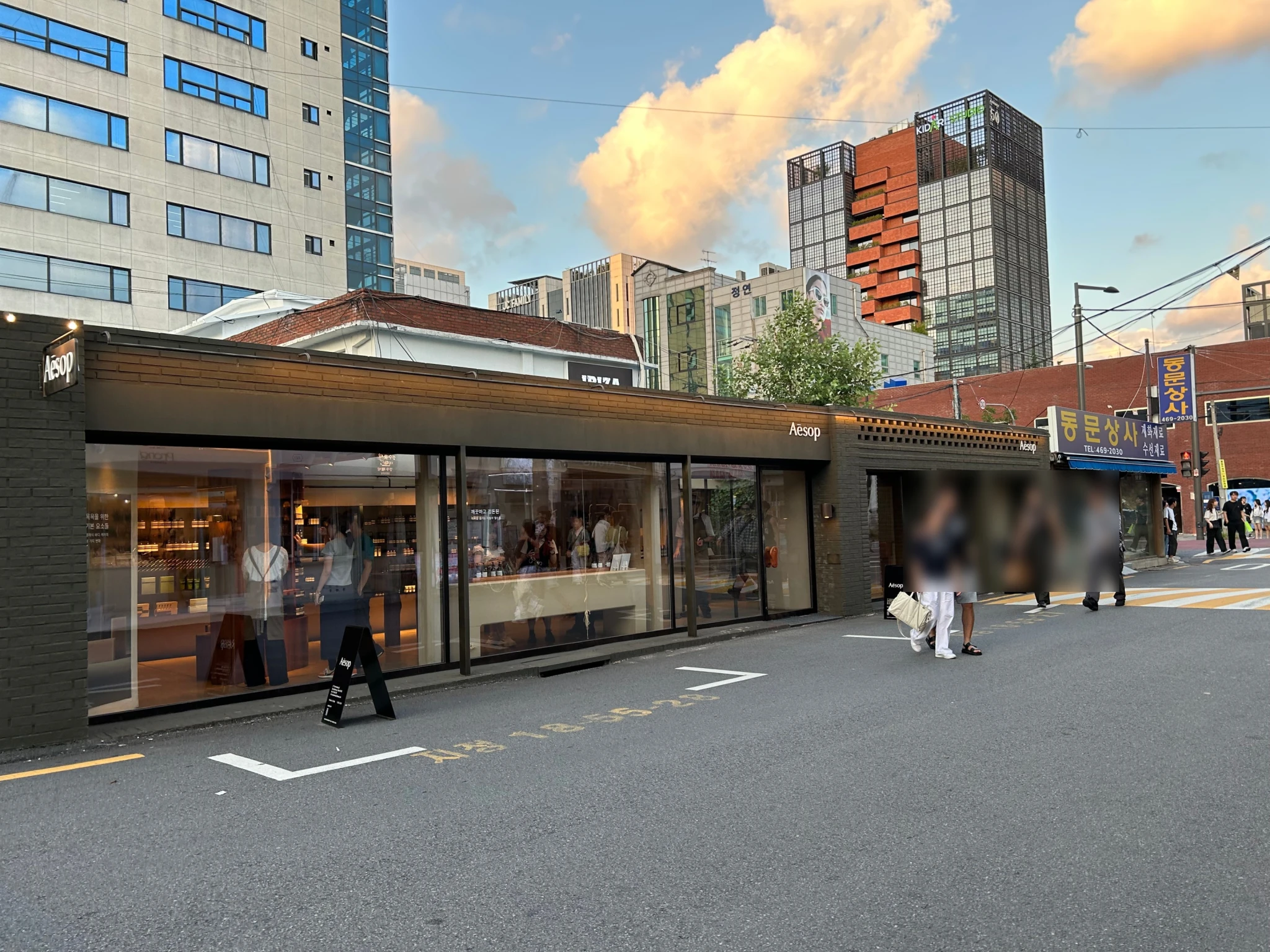 Seongsu-dong Cafe Street-image