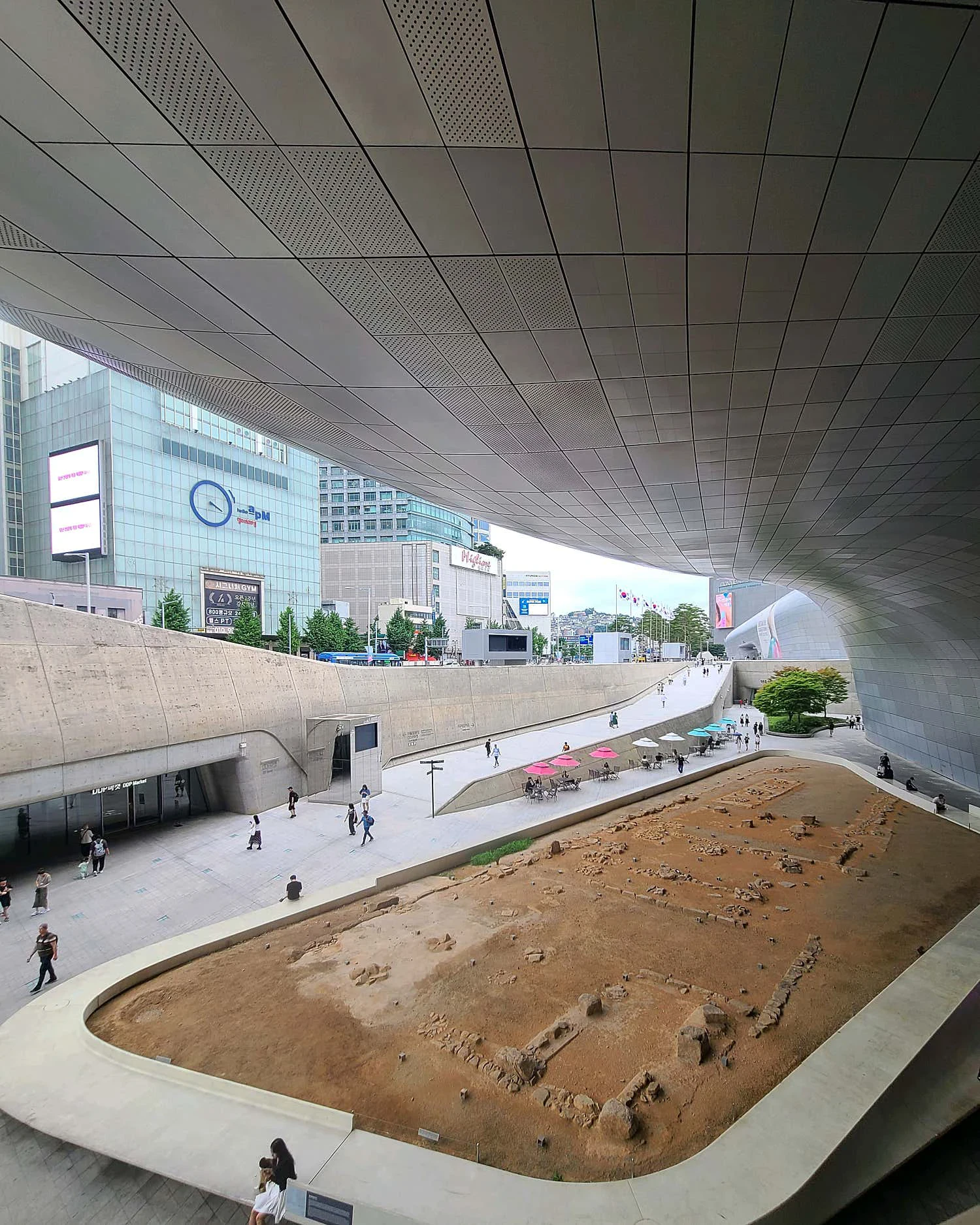 Dongdaemun Design Plaza (DDP)-image