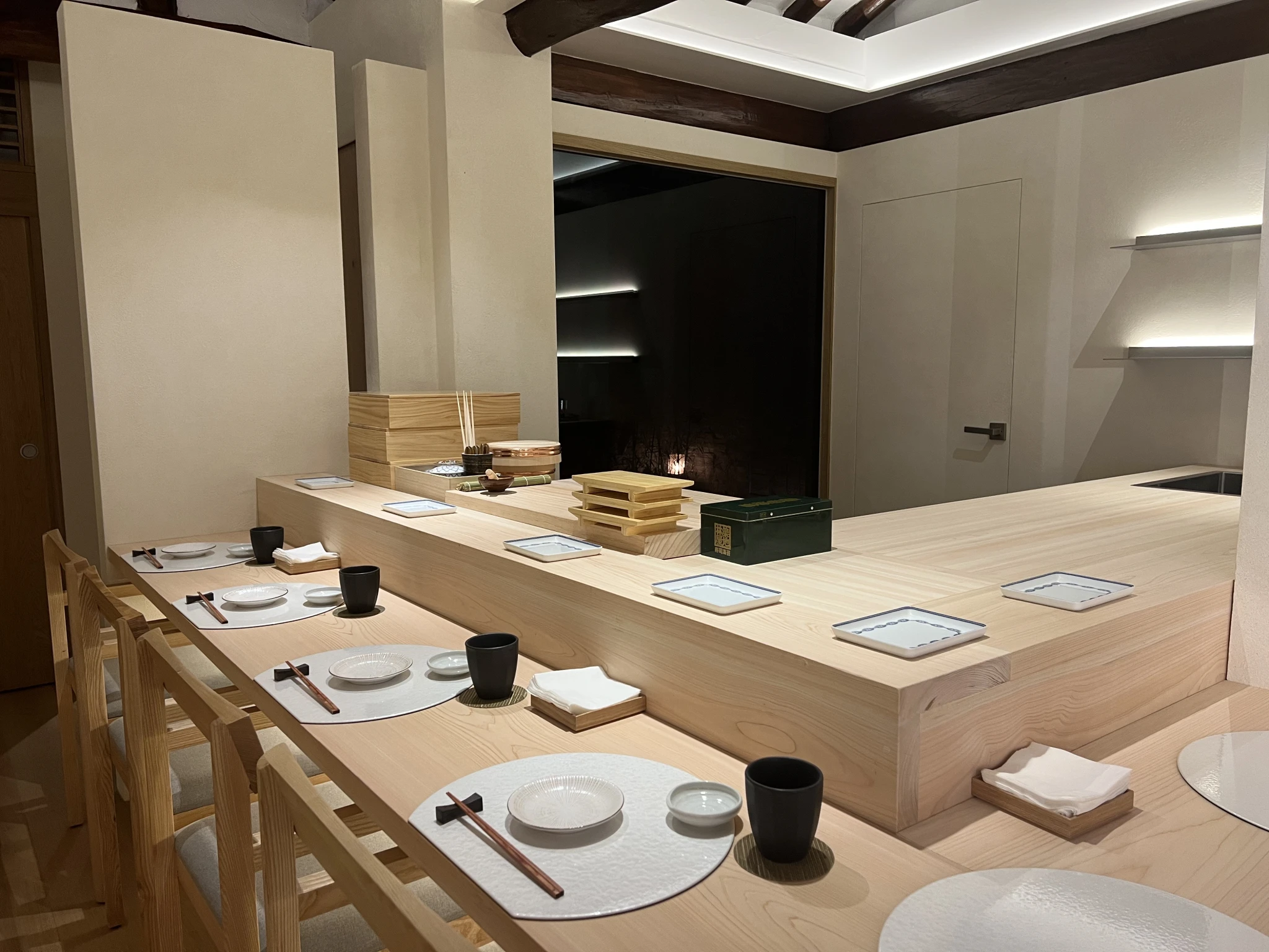 SUSHI SEONGBUK